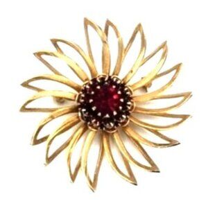 Vintage Sarah Coventry Gold Tone Floral Brooch With Red Stone Accent